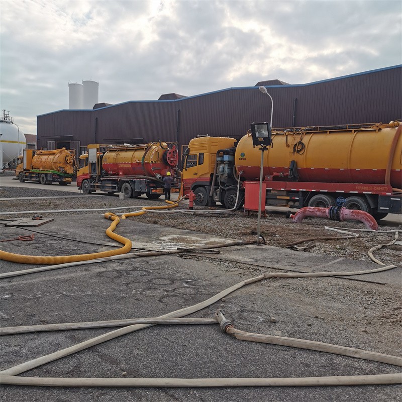 桂东污水池清理